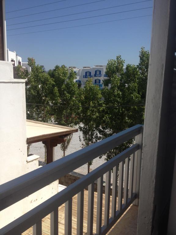 Depis Suites Naxos City Habitación foto