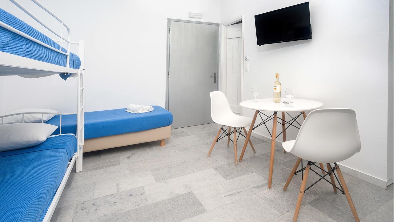 Depis Suites Naxos City Exterior foto